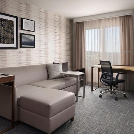 Residence Inn By Marriott Austin Lake Austin/River Place Four Points Экстерьер фото