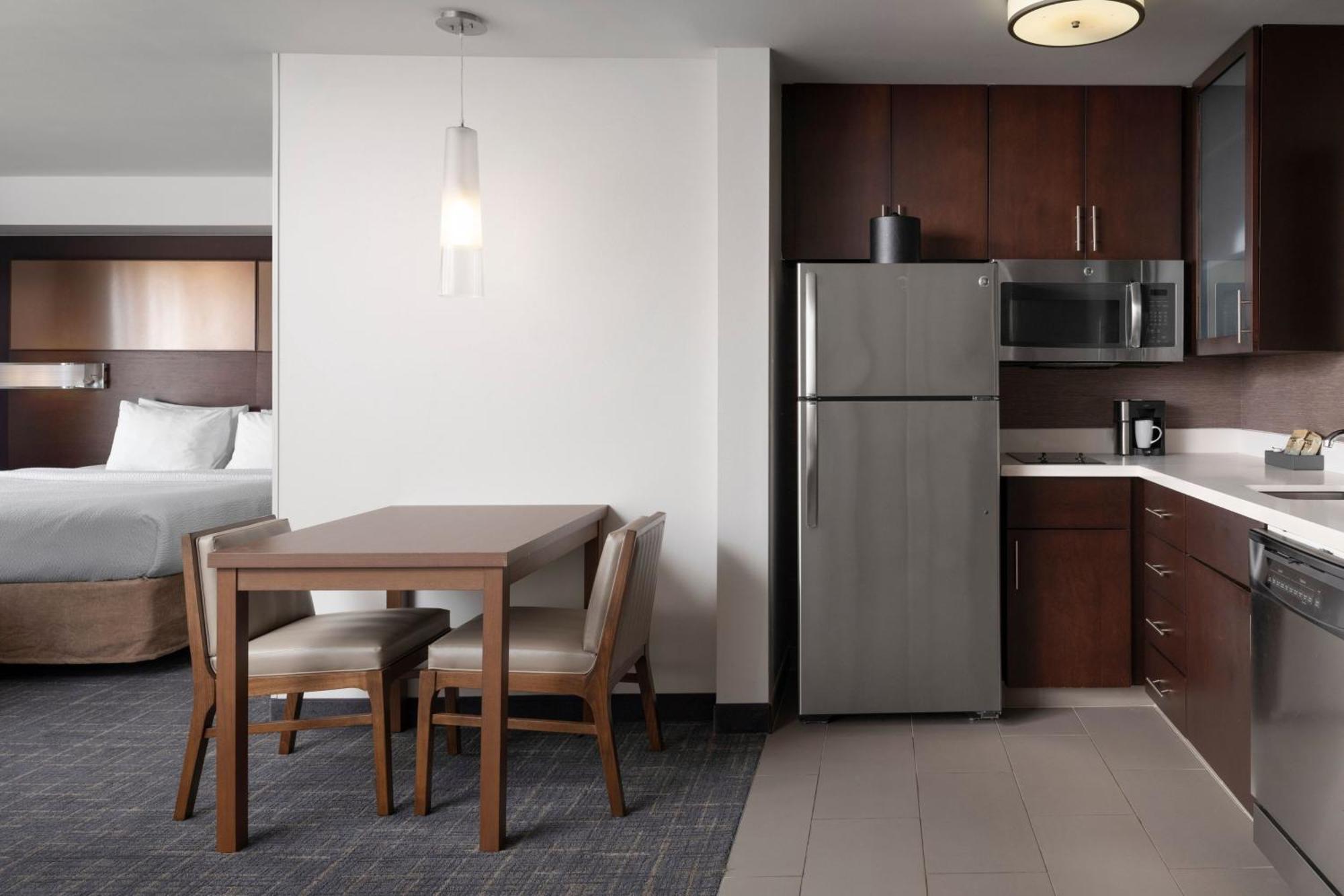 Residence Inn By Marriott Austin Lake Austin/River Place Four Points Экстерьер фото