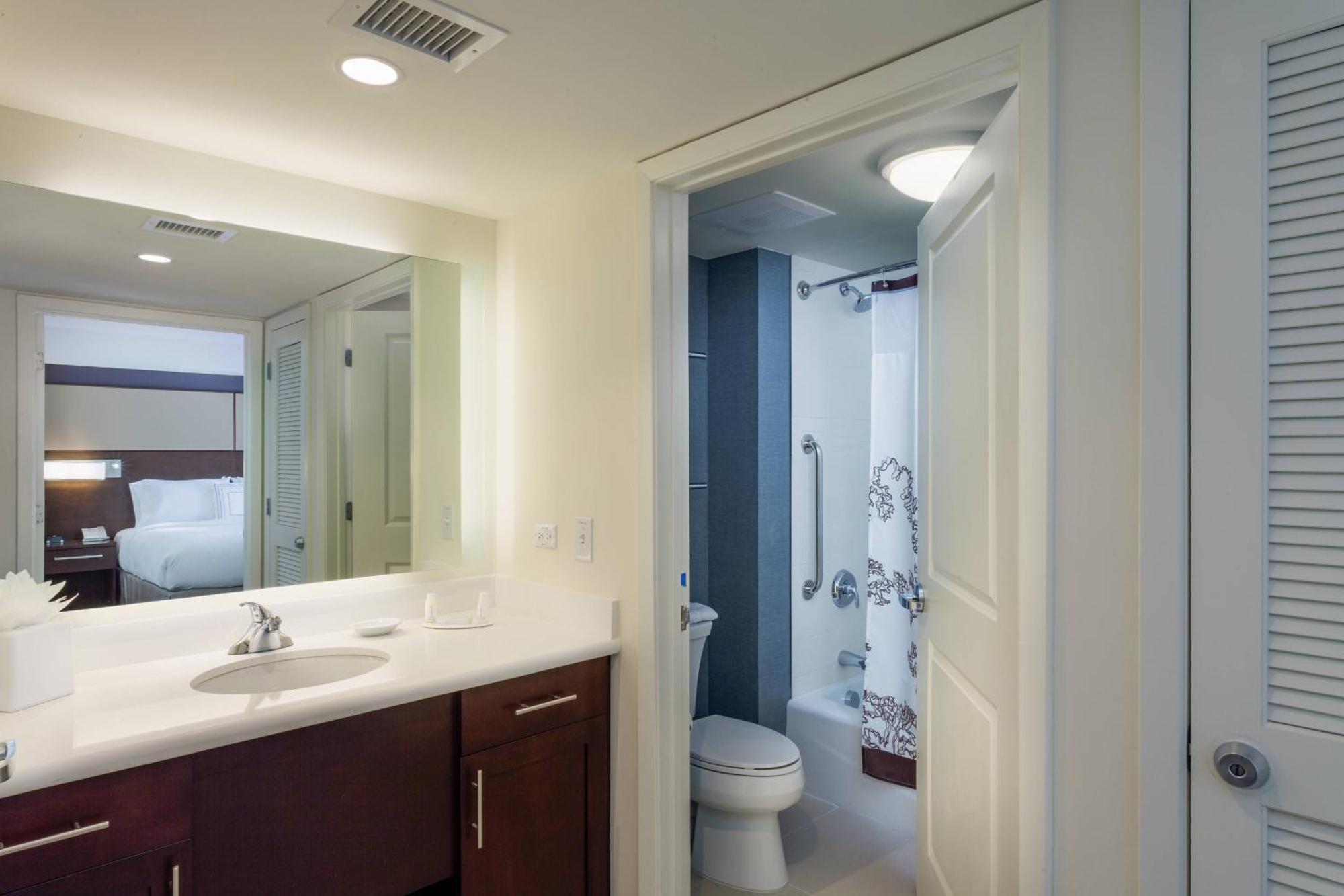 Residence Inn By Marriott Austin Lake Austin/River Place Four Points Экстерьер фото